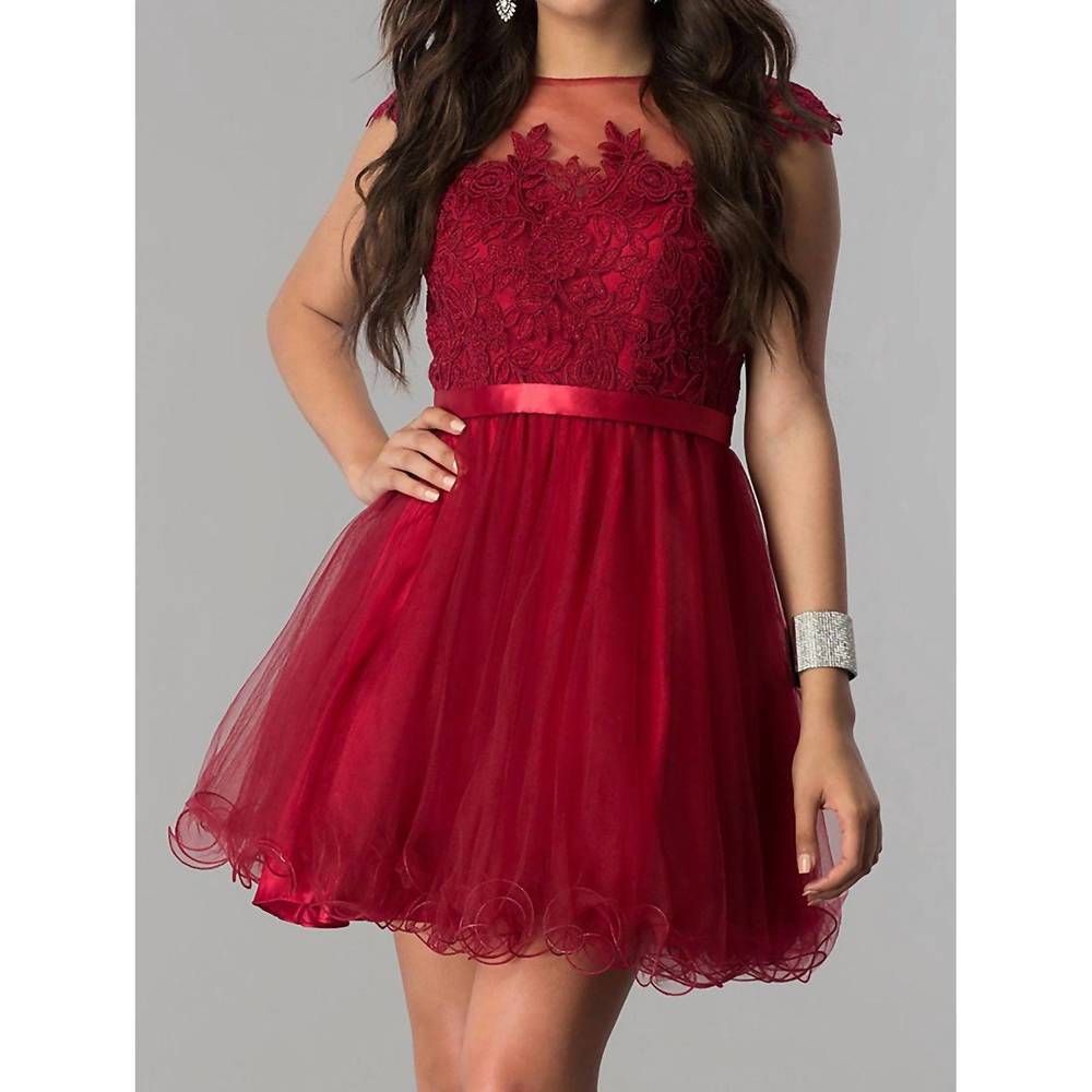 NEW EUREKA dallas formal prom dress in burgundy